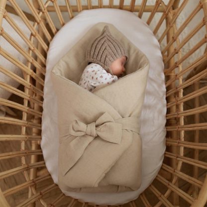 Rożek z muślinu bez stebnowania w pięknym bezu