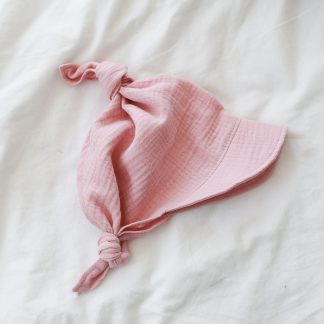 Muślinowa chustka z daszkiem dla dzieci - candy pink