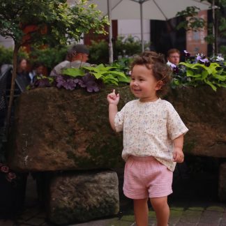 koszulka muślinowa dla dzieci ubranka na lato - lekkie oddychajace - kwiatuszki