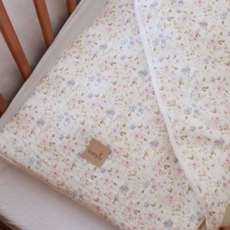 becik niemowlęcy - muślinowy śpiworek do spania dla niemowląt, następca rożka niemowlęcego w delikatne kwiatuszki/ Wyprawka dla niemowląt
